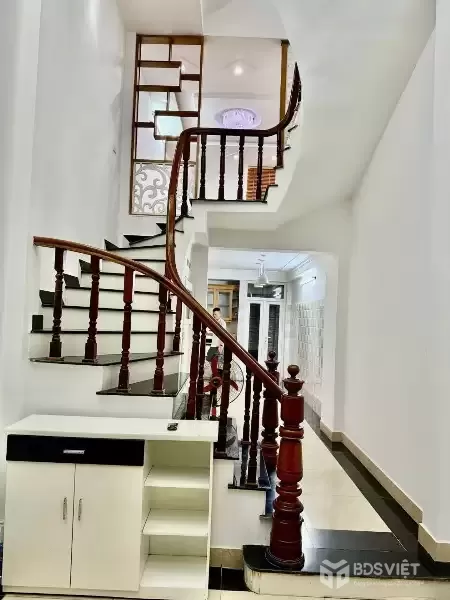 Phú Đô Lê Quang Đạo 40m 8.2 tỷ - Ngay Sân Mỹ Đình - Gần Ô tô - Full tiện ích