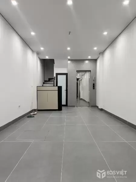 ???? BÁN NHÀ TRUNG TÂM THẠCH BÀN – CỔ LINH  40m²  6 TẦNG  ???? GARA Ô TÔ  ???? THANG MÁY
