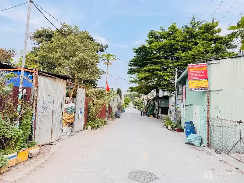 DÃY TRỌ 2 MẶT TIỀN GẦN VÒNG XOAY AN PHÚ – THUẬN AN  210M² – NGANG 5.2M × 40M – 7 PHÒNG + 1 KIOT – GIÁ 5.4 TỶ