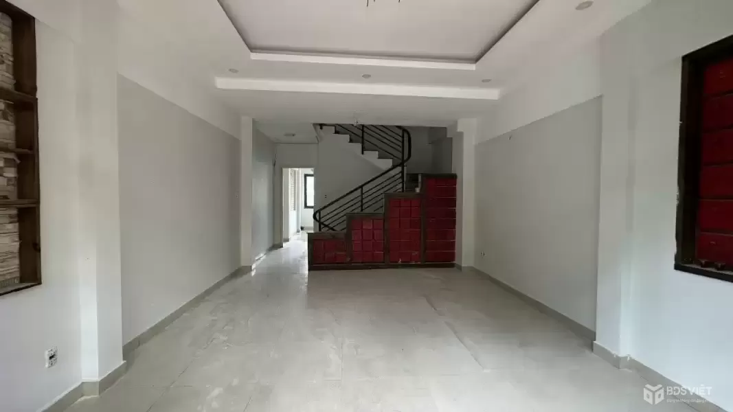 Cho thuê nhà mặt tiền 8 phòng Phạm Ngọc Thạch phường 6 Đà Lạt 24 triệu/tháng