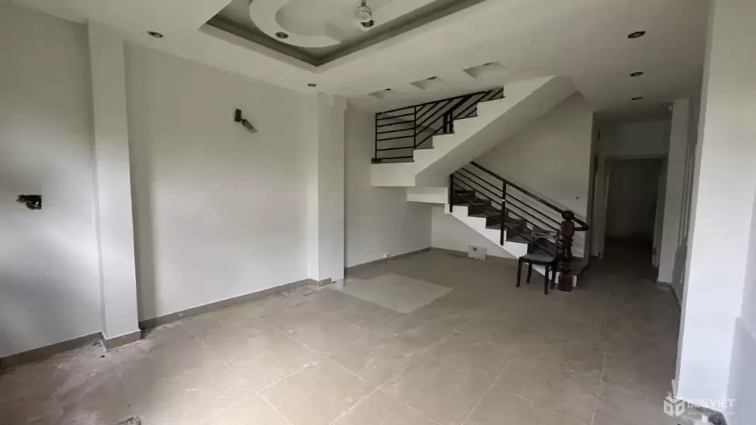 Cho thuê nhà mặt tiền 8 phòng Phạm Ngọc Thạch phường 6 Đà Lạt 24 triệu/tháng