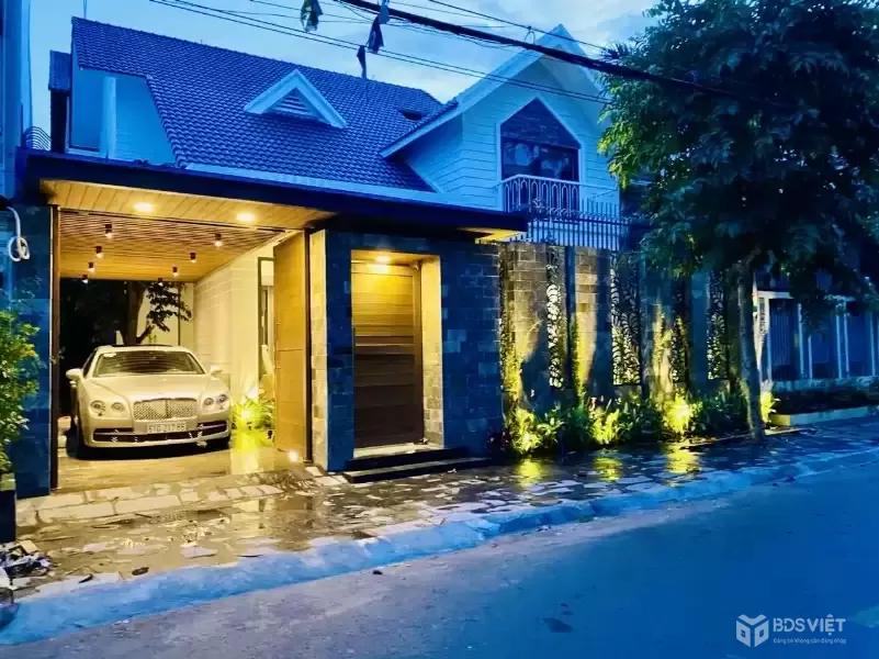 BIỆT THỰ NGHỈ DƯỠNG CAO CẤP TẠI LÊ VĂN THỌ, GÒ VẤP, DT 204M2, GIÁ NHỈNH 32 TỶ.