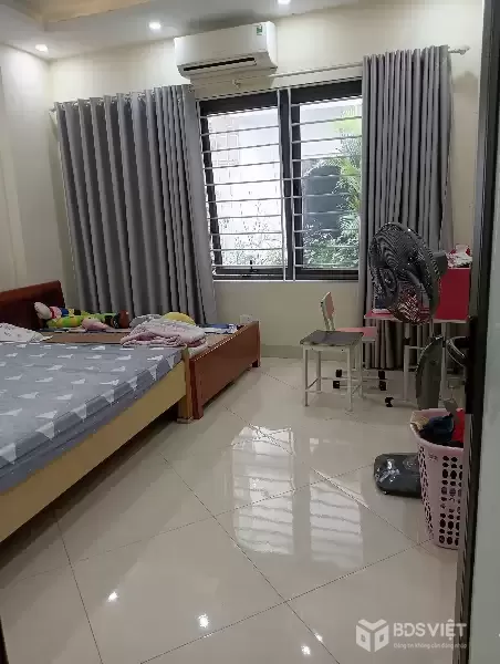 Hàng hiếm phố Ái Mộ - Long Biên - HN.