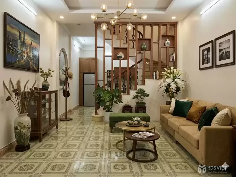 ???? SIÊU PHẨM ! NGHĨA ĐÔ - CẦU GIẤY - HÀ NỘI - CHỈ CÁCH 2 NHÀ RA CHỢ, Ô TÔ TRÁNH, XÁCH VALI VÀO Ở NGAY ???? 55M² x 4 NGỦ 
- MẶT TIỀN KHỦNG!
