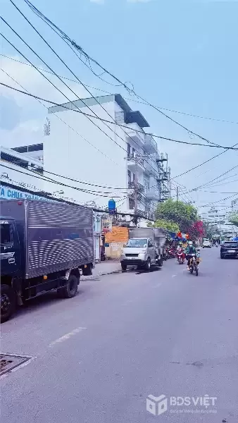 LÔ ĐẤT HIẾM NGAY DƯƠNG QUẢNG HÀM, CHỈ NHỈNH NHẸ 100 TRIỆU/M2, HẺM XE TẢI TRÁNH, DT 1000M2.