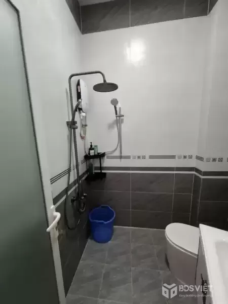 Cho thuê nhà 4 phòng Cao Thắng, phường 7, Đà Lạt 14 triệu/tháng