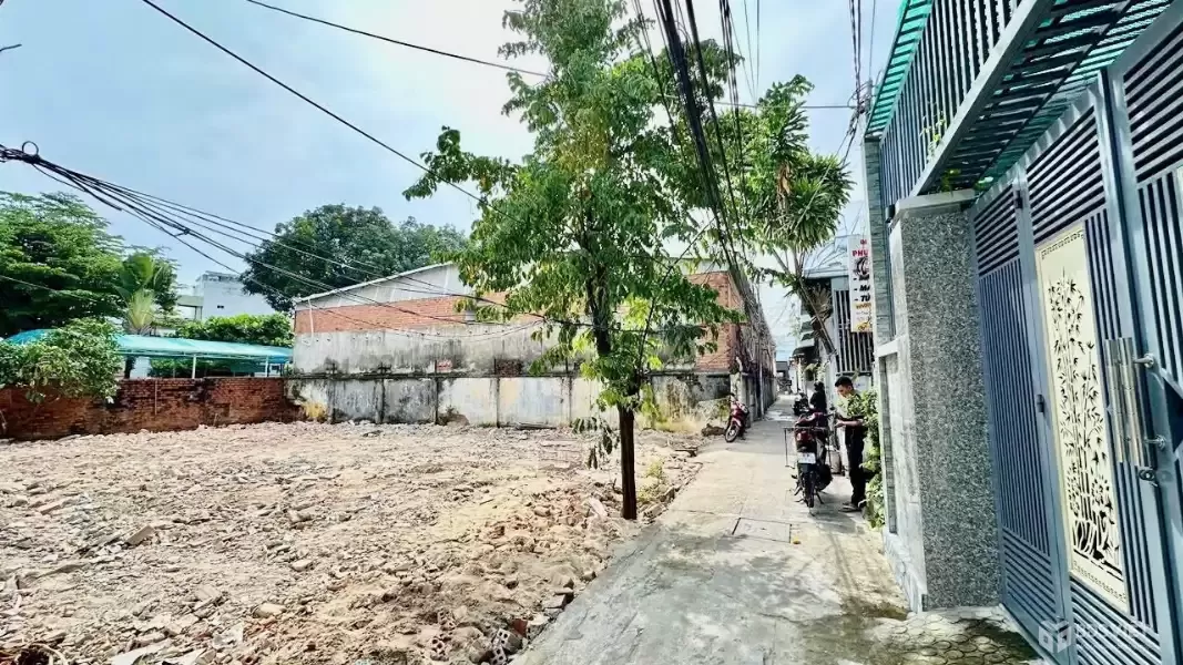BÁN NHANH LÔ ĐẤT GẦN BIỂN HẺM BẮC SƠN - BẮC NHA TRANG