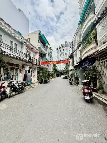 CHÍNH CHỦ, NGAY CHỢ HOÀNG HOA THÁM, DT 71M2, NGANG 5M, GIÁ CHỈ 12.8 TỶ