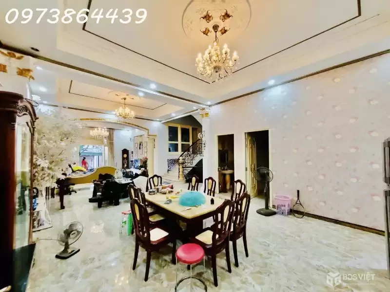 BIỆT THỰ SÂN VƯỜN ĐẲNG CẤP – LÊ QUANG ĐỊNH – NGANG 9.2M HIẾM CÓ - 268M2 - GIÁ NHỈNH 3X TỶ