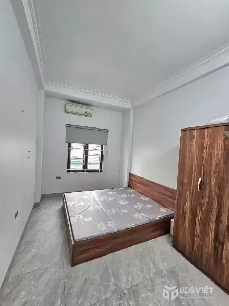 ???? Chỉ hơn 8 tỷ! Nhà 4 tầng 39m² – 4PN trung tâm Thạch Bàn, gần hồ điều hòa