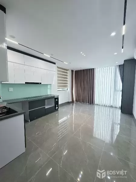 BÁN NHÀ VIỆT HƯNG  7 TẦNG THANG MÁY- Ô TÔ TRÁNH-  KINH DOANH-HƠN 10 TỶ