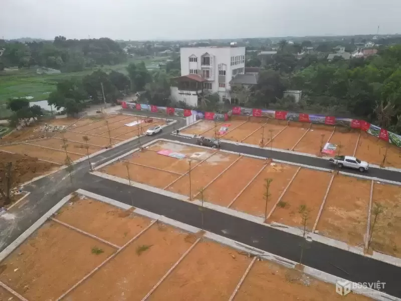 LÔ ĐẤT 2 MẶT TIỀN - GIÁP DỰ ÁN ĐẤU GIÁ ĐỒNG MÔ - CHIẾT KHẤU SÂU