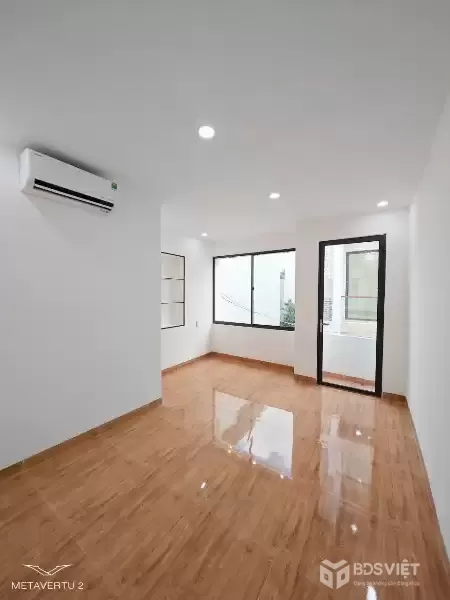 BÁN NHÀ MỚI 2 TẦNG TTTP GẦN CHÙ PHẬT TRẮNG HẺM CAO ĐÀI NHA TRANG