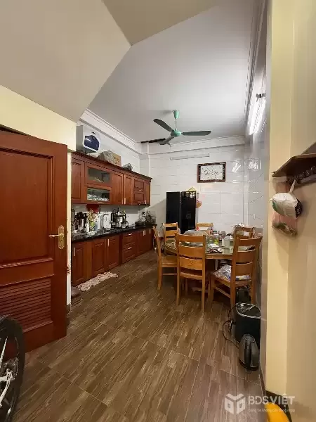 CẦN BÁN NHÀ QUAN NHÂN, THANH XUÂN DT52M MT4.2M, GẦN TRƯỜNG, CHỢ, TRẠM, NHỈNH 11 TỶ