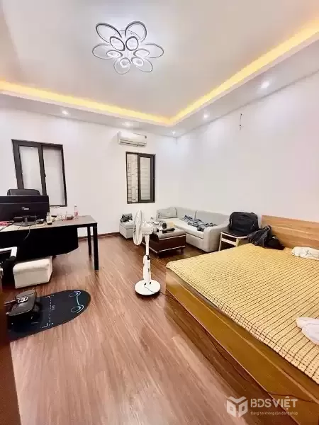 CẦN BÁN NHÀ THANH XUÂN, 6 TẦNG THANG MÁY, GẦN OTO TRÁNH, VIEW ROYAL CITY, NHỈNH 14 TỶ