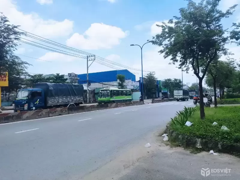 CẦN BÁN 415M2 9X51 NHÀ NÁT MT ĐƯỜNG TRẦN VĂN GIÀU