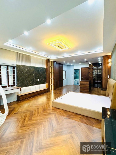 Chủ nhà cần tiền , bán gấp căn nhà trong hẻm đường Hồ Ngọc Lãm, quận Bình Tân