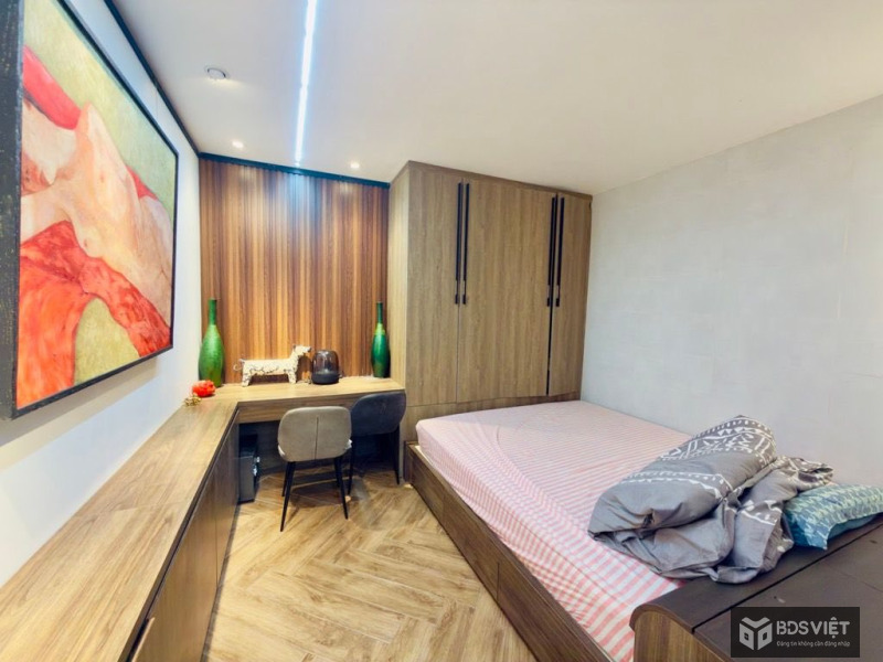 Căn hộ Tập Thể Tầng 1 Phố Hàng Bông - Hoàn Kiếm - Hồ Gươm